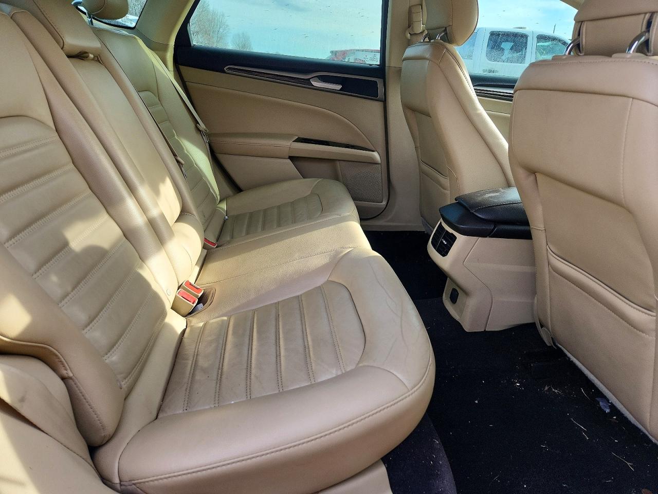 2014 FORD FUSION SE photo 10