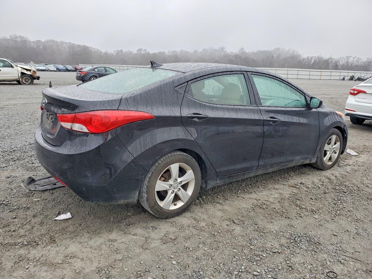 2013 HYUNDAI ELANTRA GLS photo 5