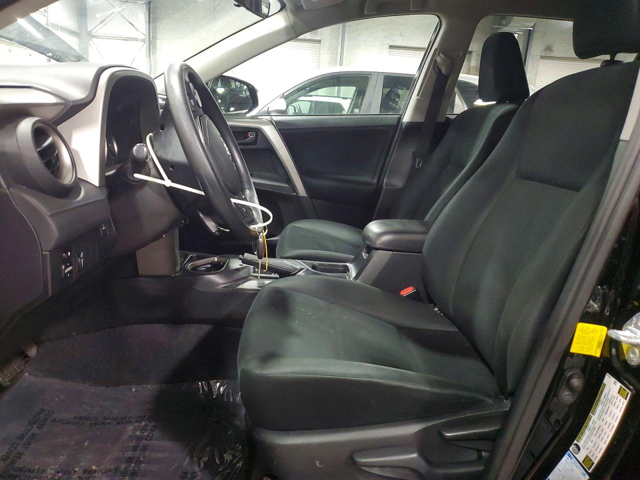 2016 TOYOTA RAV4 LE photo 13