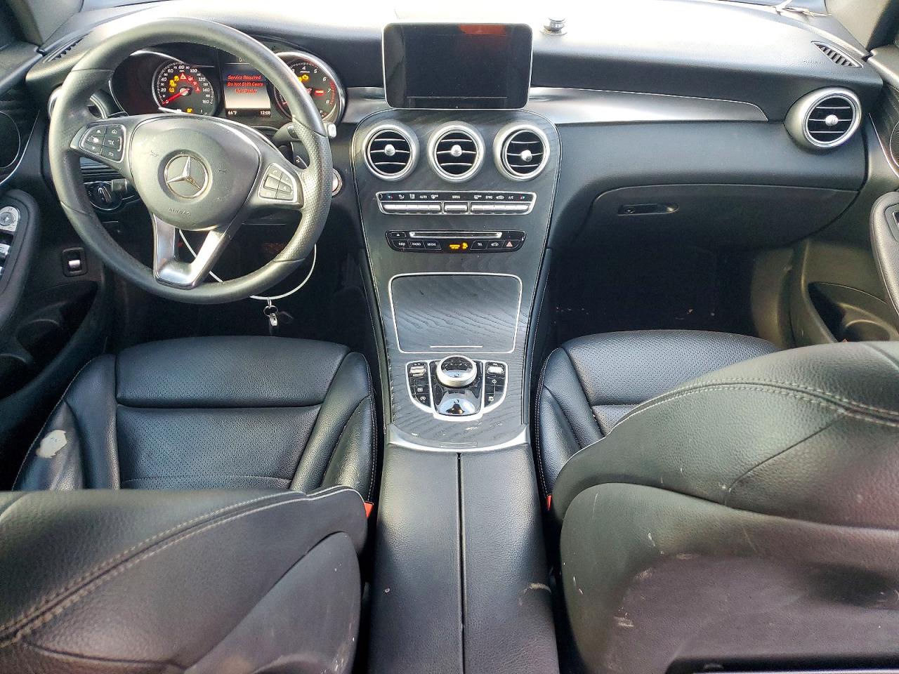 2018 MERCEDES-BENZ GLC 300 photo 8