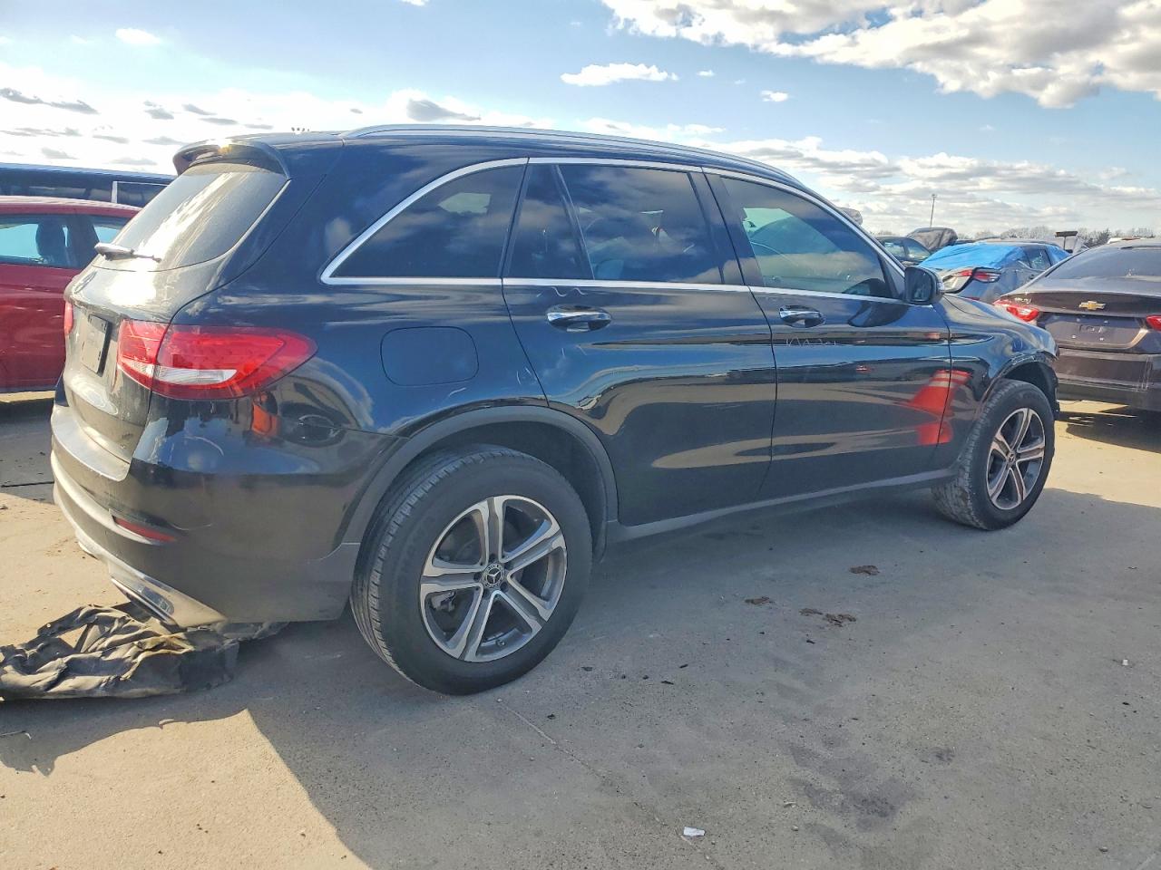 2018 MERCEDES-BENZ GLC 300 photo 3