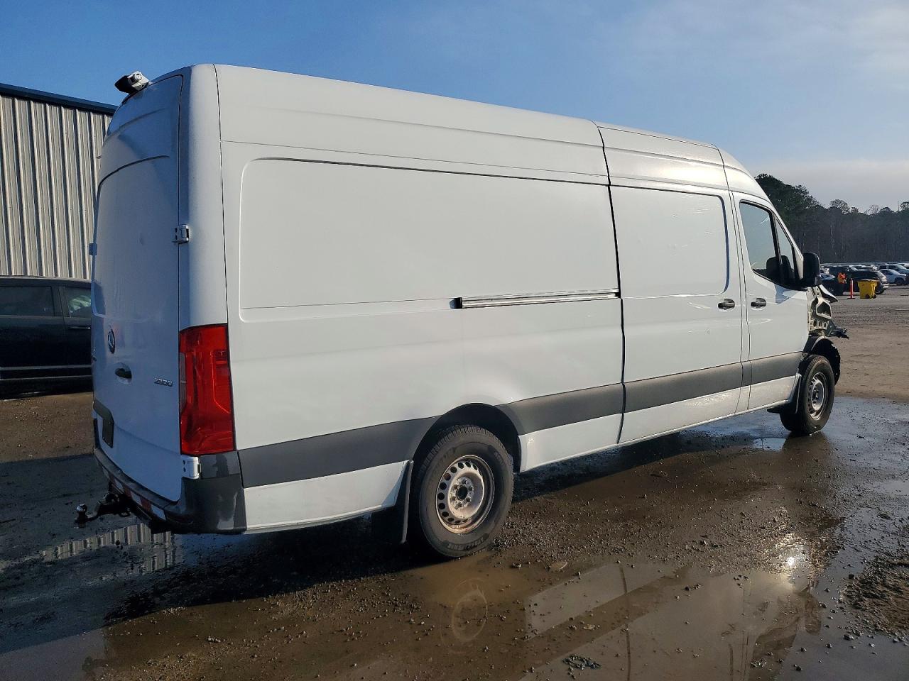 2020 MERCEDES BENZ SPRINTER 2500 DELIVERY VAN photo 3