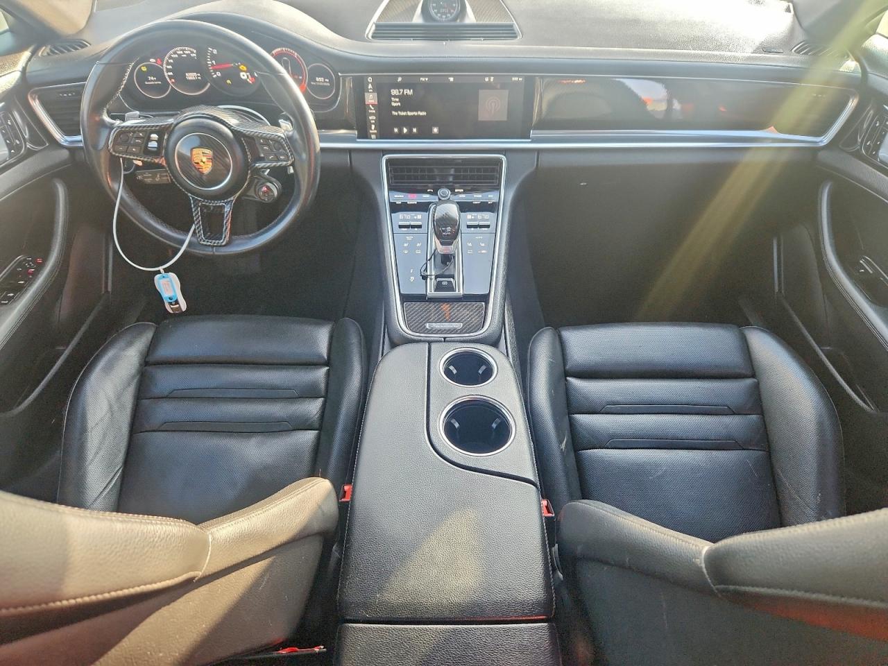 2018 PORSCHE PANAMERA 4 photo 8