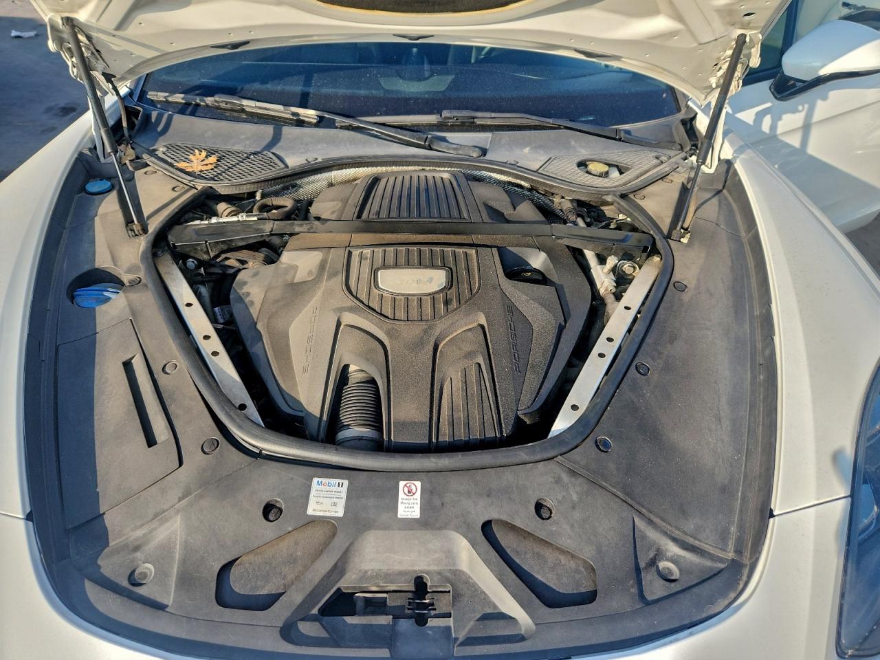 2018 PORSCHE PANAMERA 4 photo 11