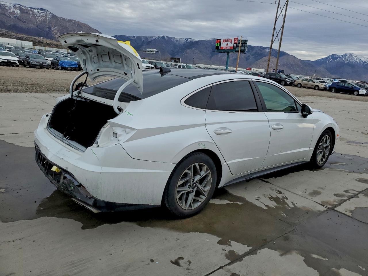 2020 HYUNDAI SONATA SEL photo 3