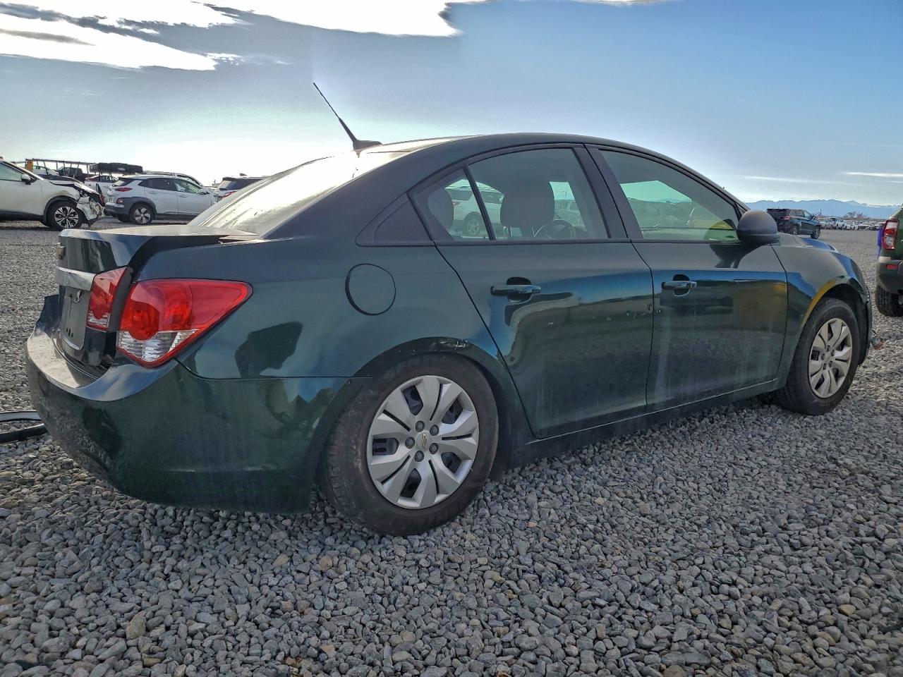 2014 CHEVROLET CRUZE LS photo 5