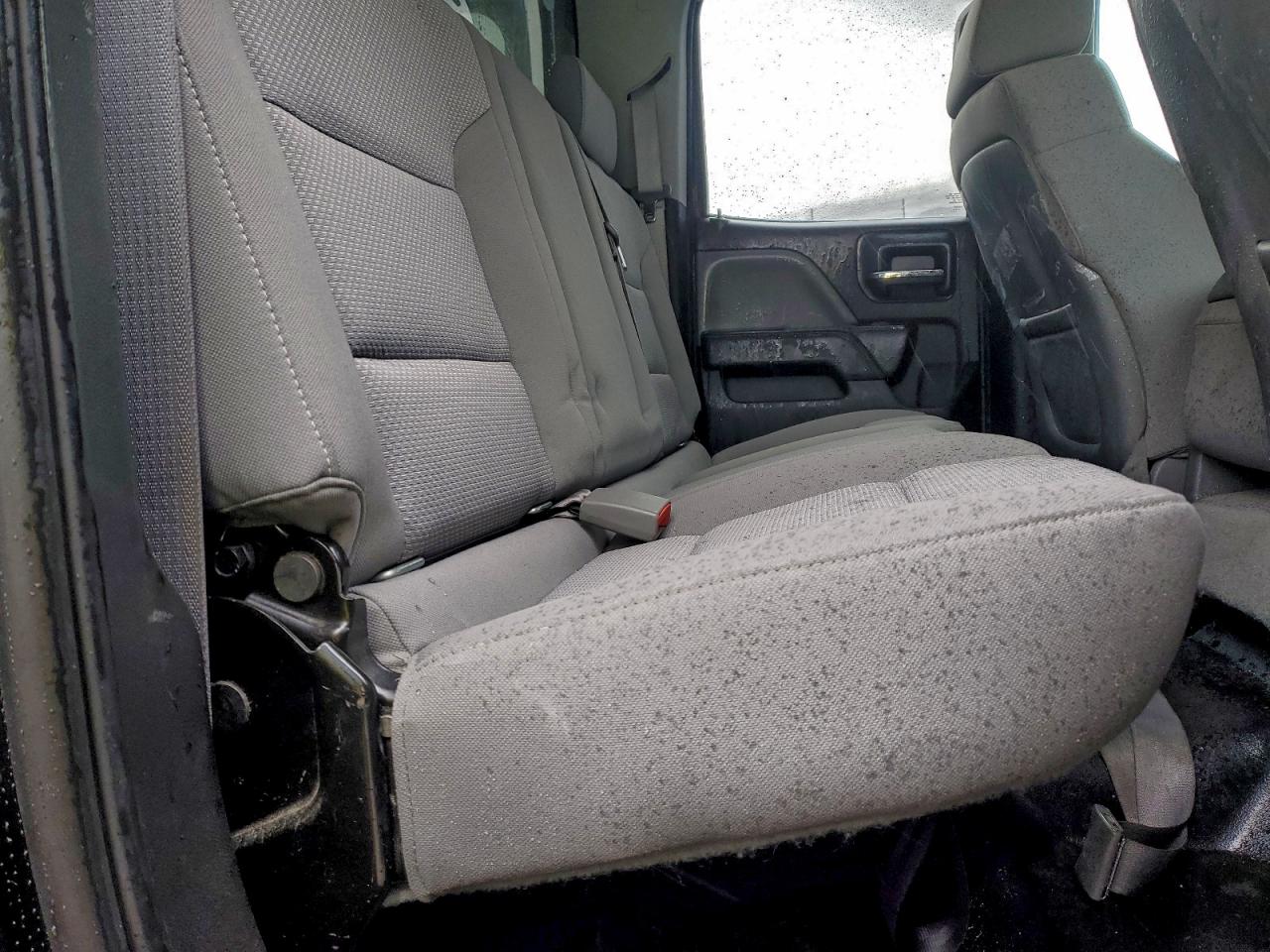 2015 CHEVROLET SILVERADO C1500 photo 10