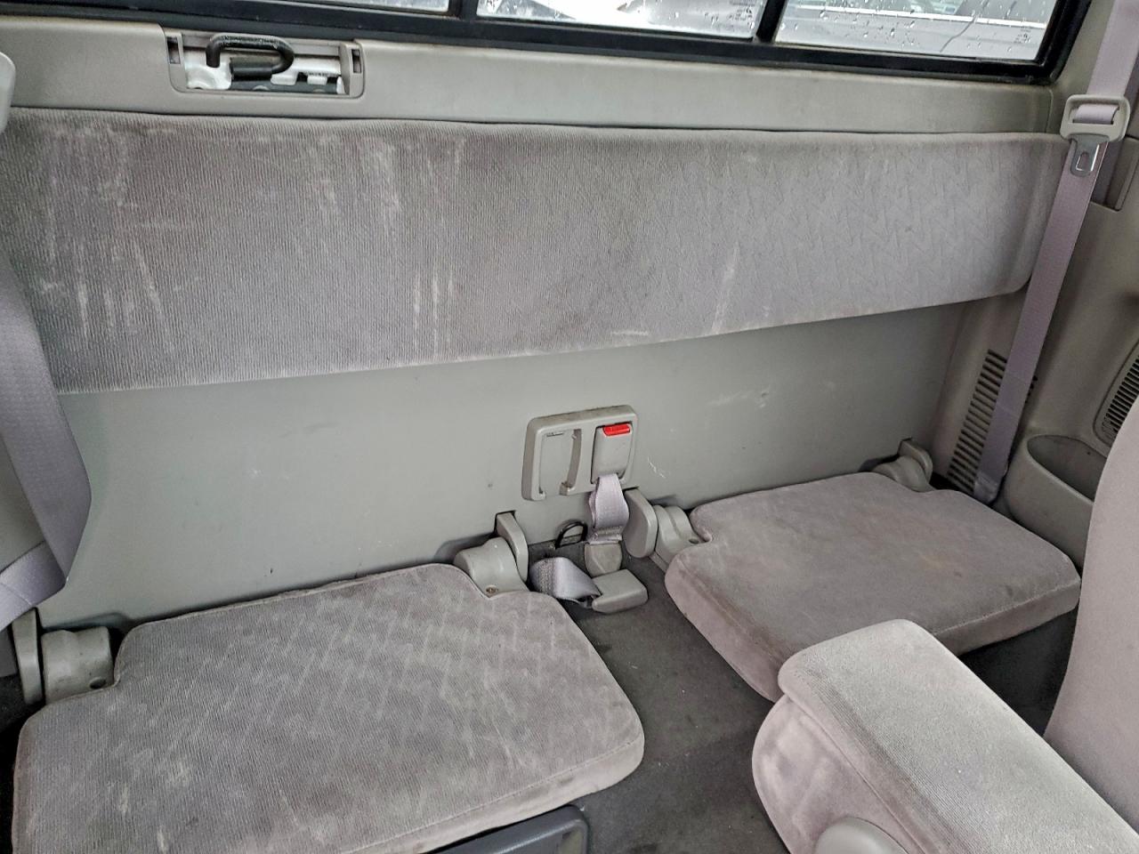 2002 TOYOTA TACOMA XTRACAB photo 10