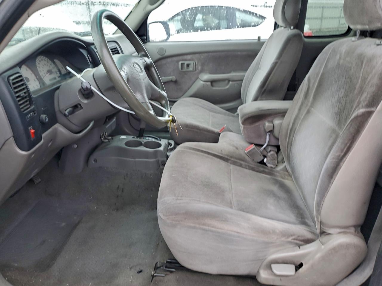 2002 TOYOTA TACOMA XTRACAB photo 7