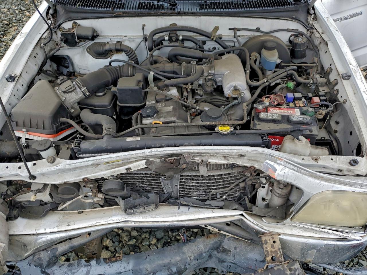 2002 TOYOTA TACOMA XTRACAB photo 11