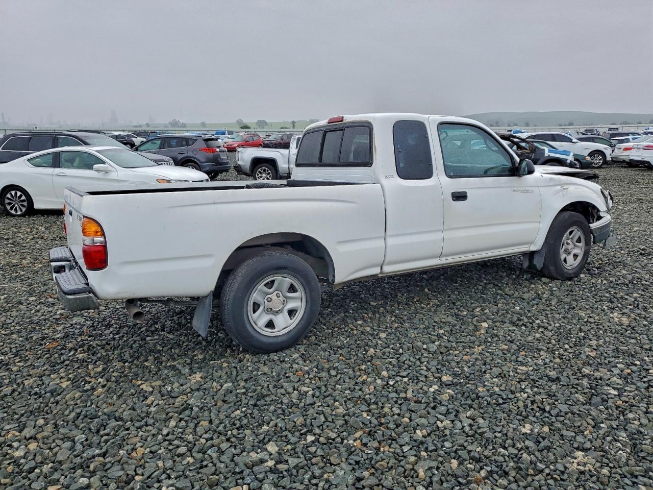 2002 TOYOTA TACOMA XTRACAB photo 3