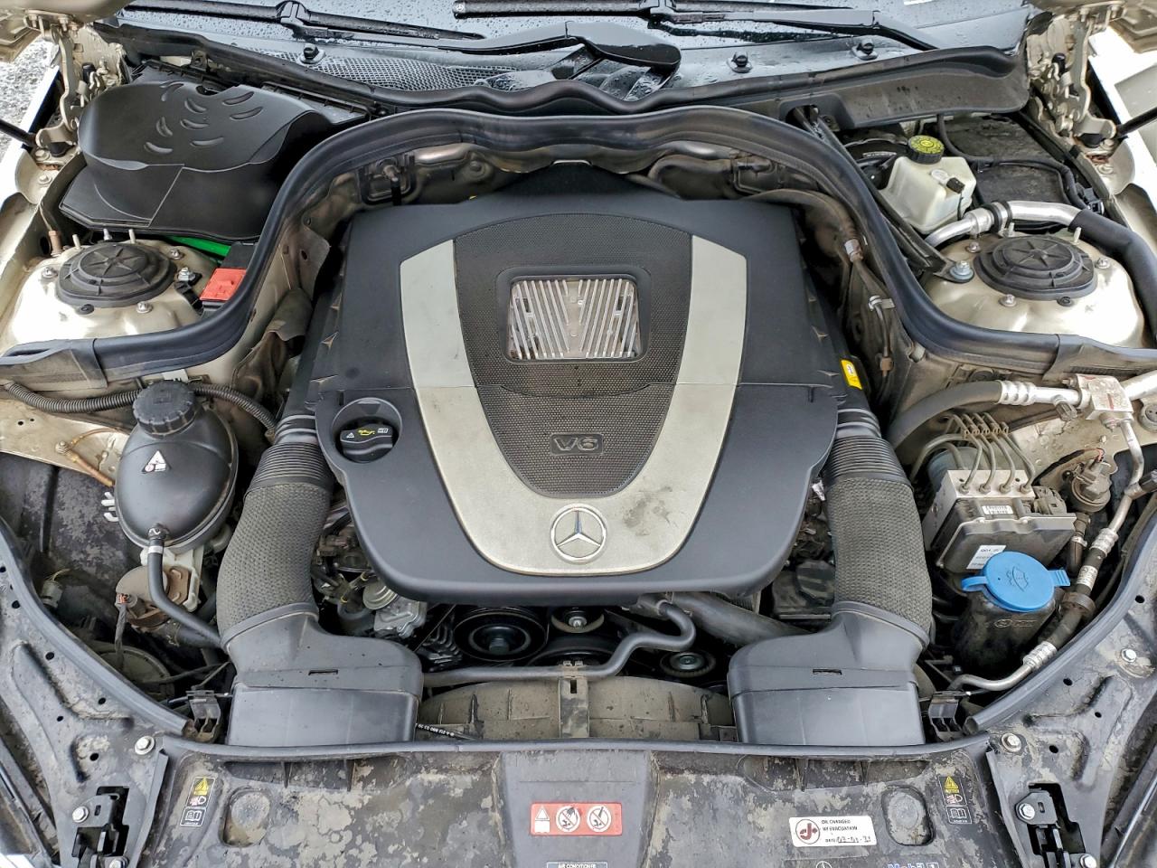 2010 MERCEDES-BENZ E 350 photo 11