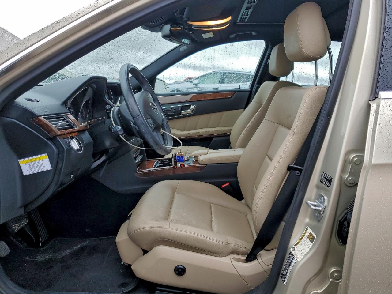2010 MERCEDES-BENZ E 350 photo 7