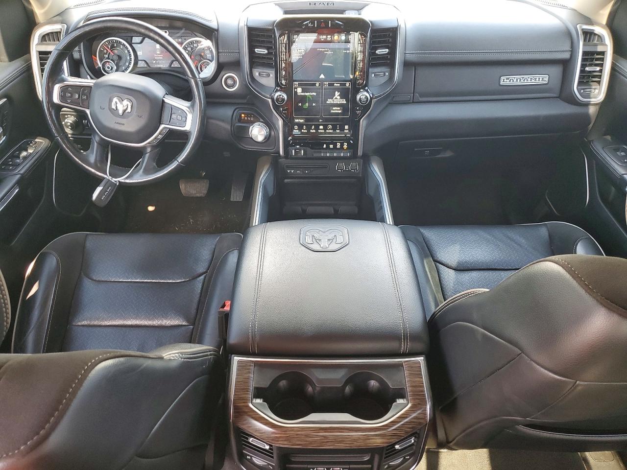 2019 RAM 1500 LARAMIE photo 8