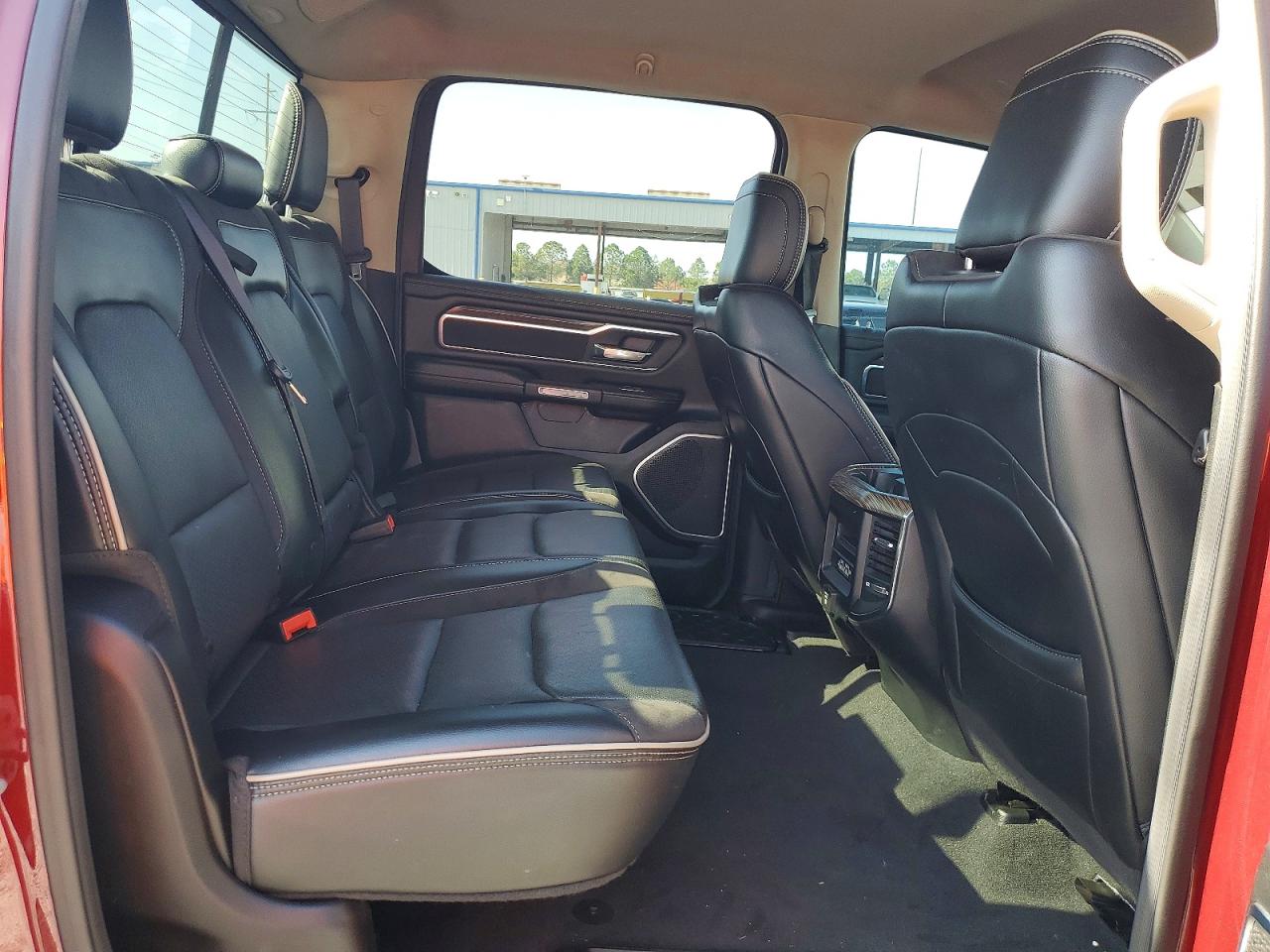 2019 RAM 1500 LARAMIE photo 10