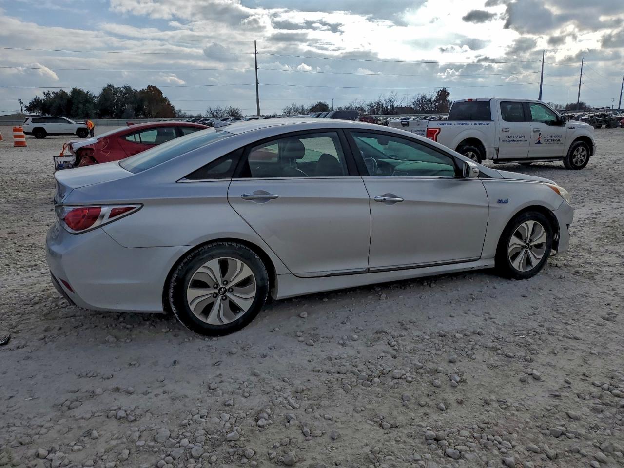 2013 HYUNDAI SONATA HYBRID photo 3
