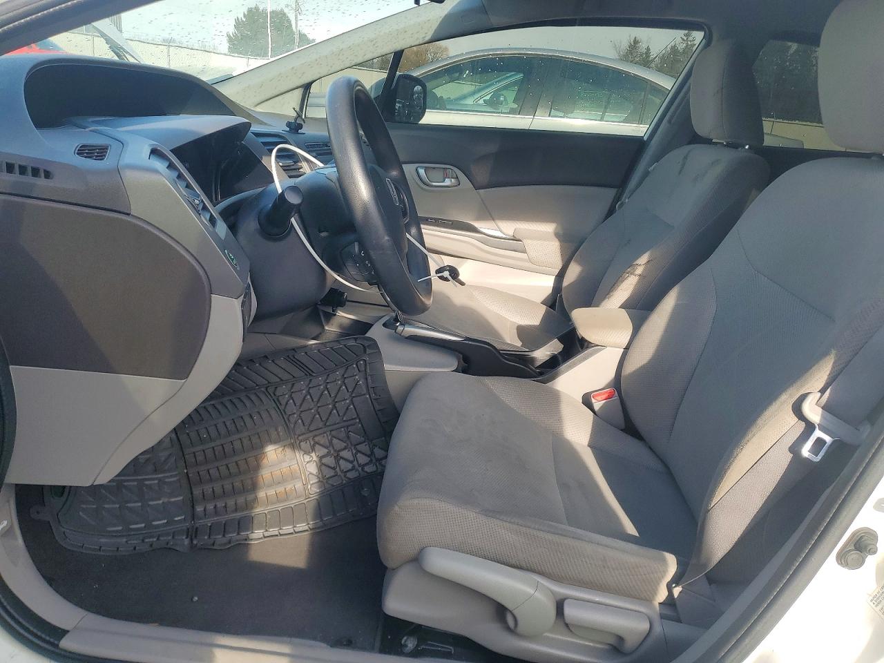 2012 HONDA CIVIC LX photo 13