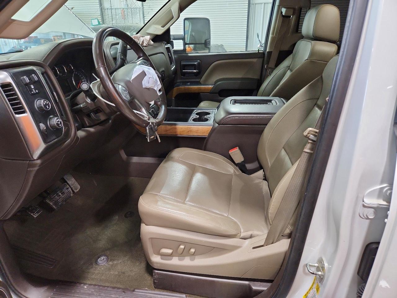 2016 CHEVROLET SILVERADO K2500 HEAVY DUTY LTZ photo 7