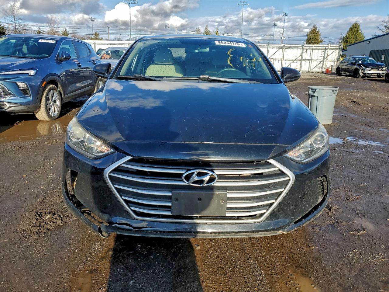 2017 HYUNDAI ELANTRA SE photo 5