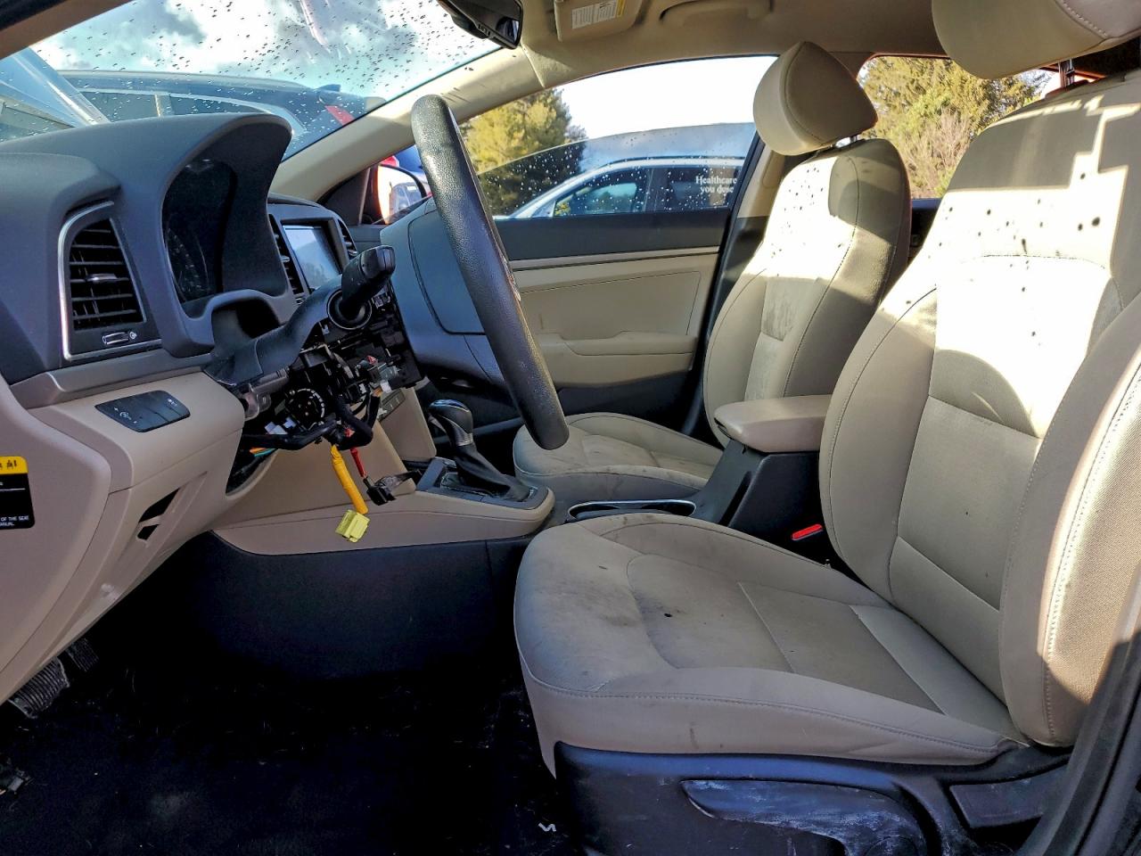 2017 HYUNDAI ELANTRA SE photo 7