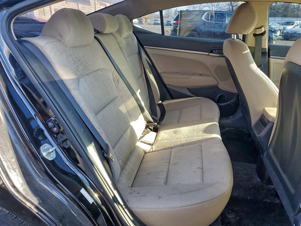 2017 HYUNDAI ELANTRA SE photo 10