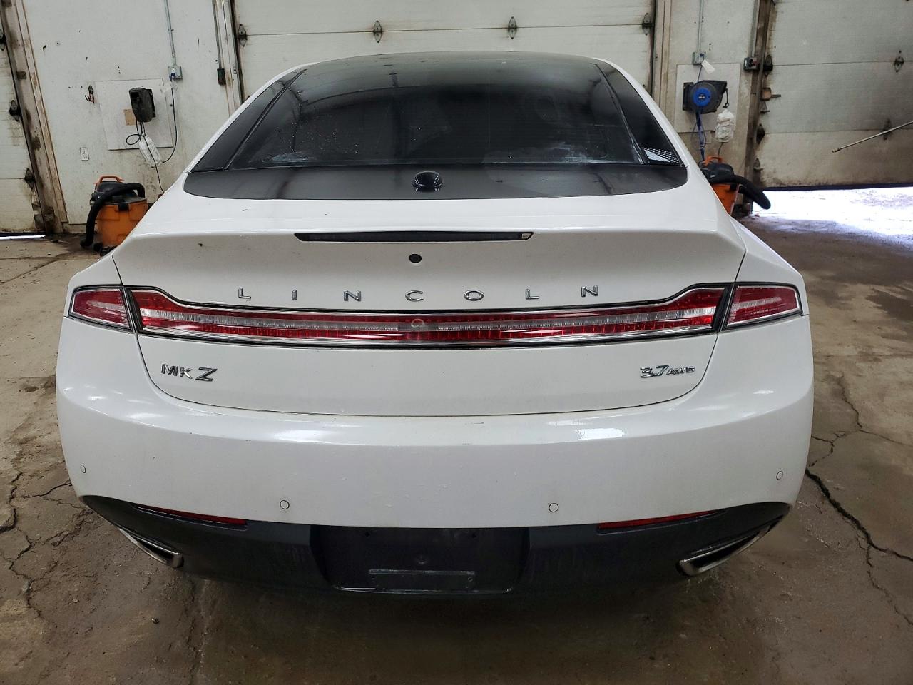 2016 LINCOLN MKZ photo 6