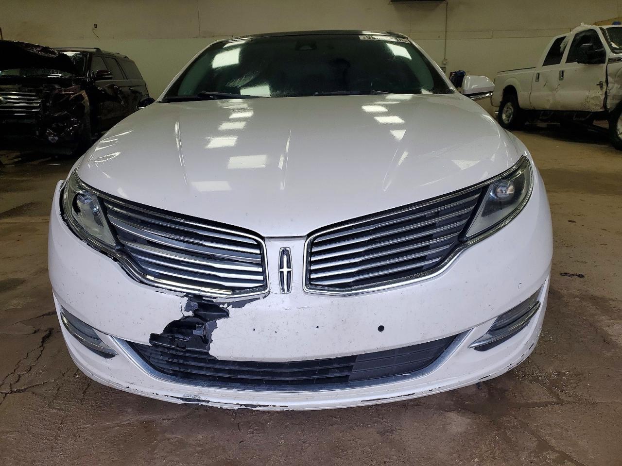 2016 LINCOLN MKZ photo 5