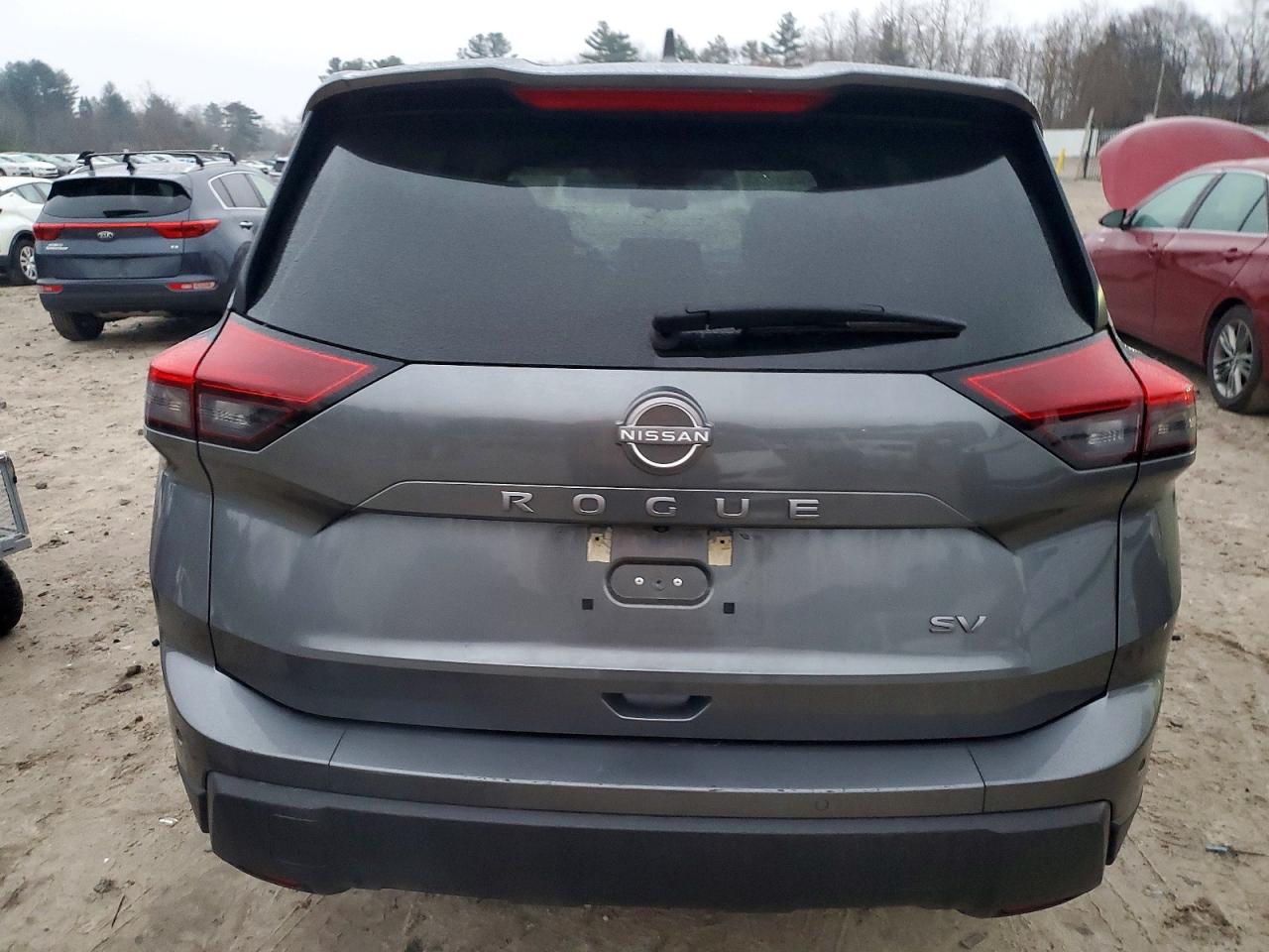 2024 NISSAN ROGUE SV photo 6