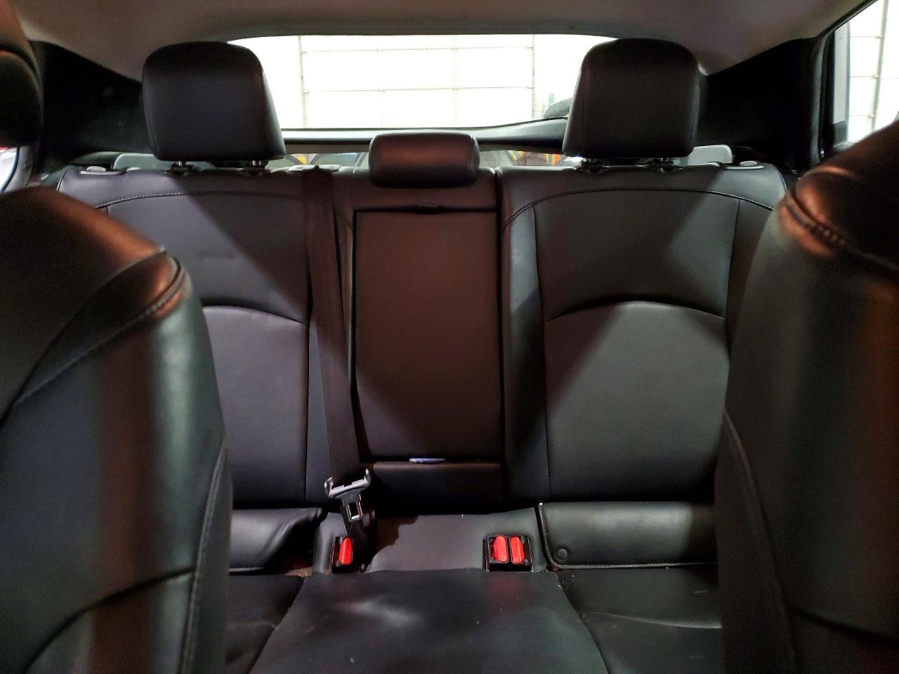 2019 TOYOTA PRIUS photo 10