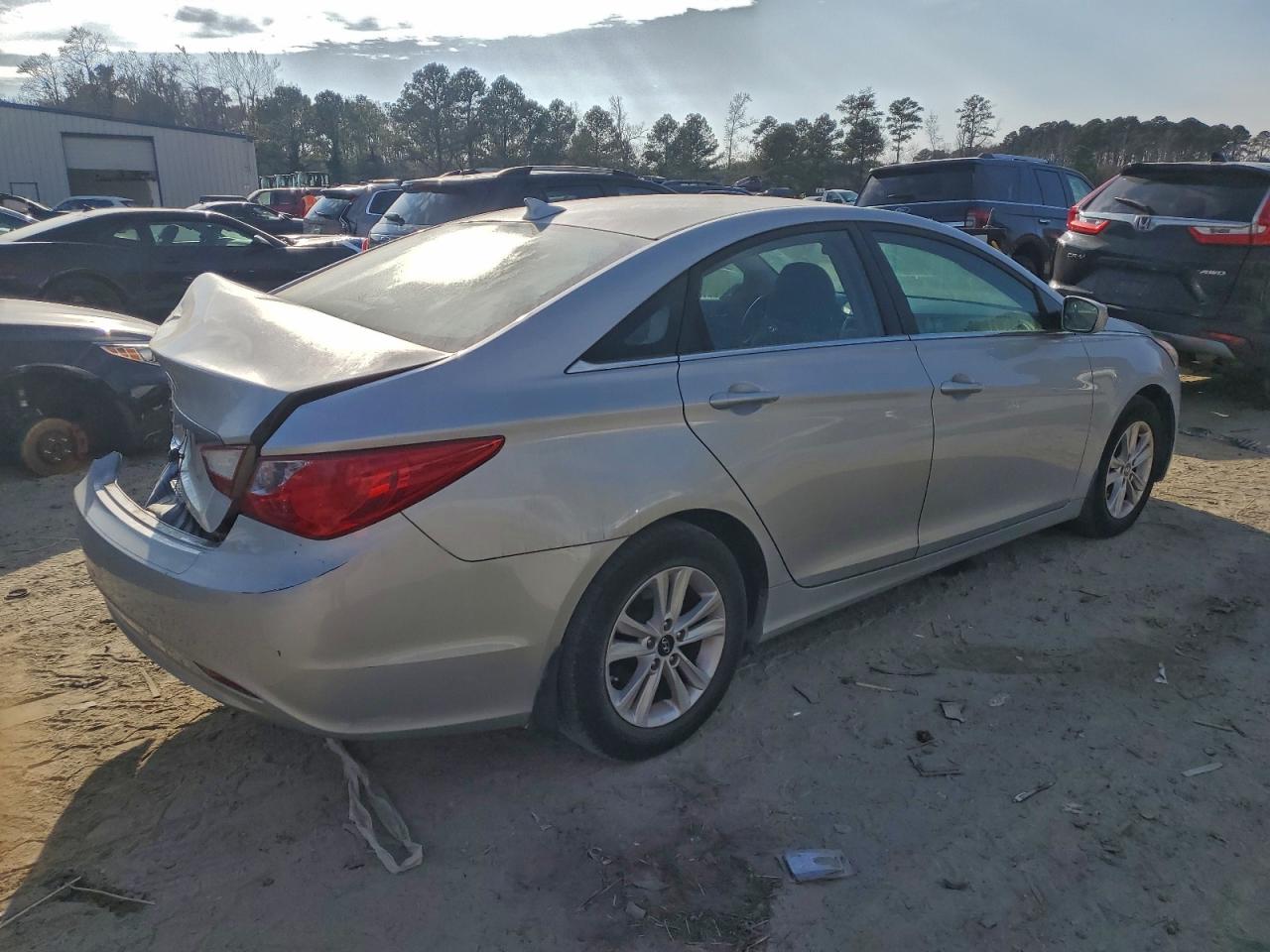 2012 HYUNDAI SONATA GLS photo 3