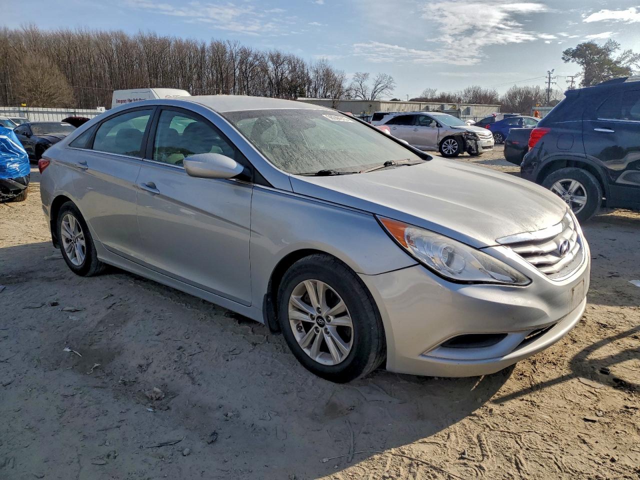 2012 HYUNDAI SONATA GLS photo 4