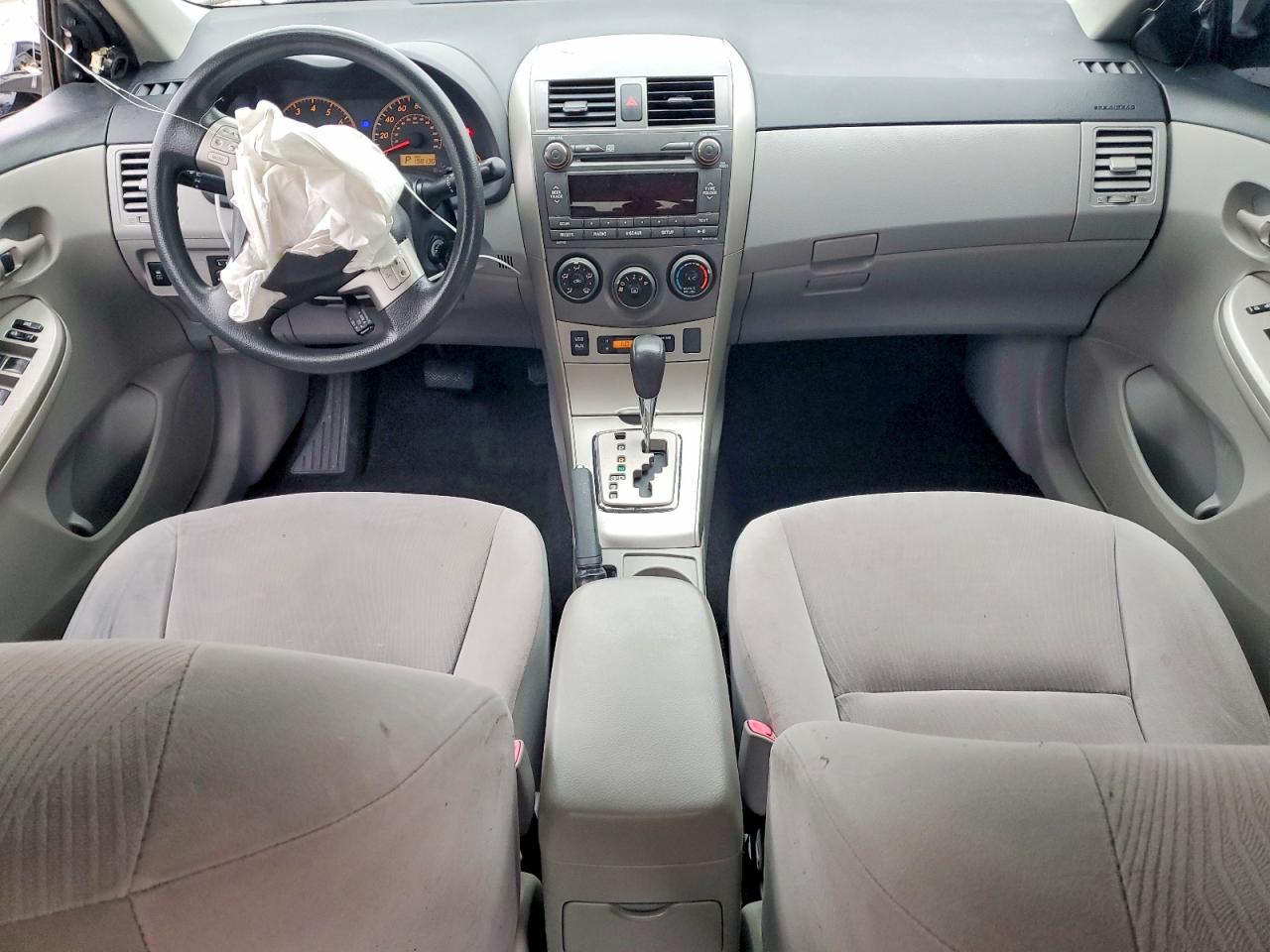 2011 TOYOTA COROLLA BASE photo 8