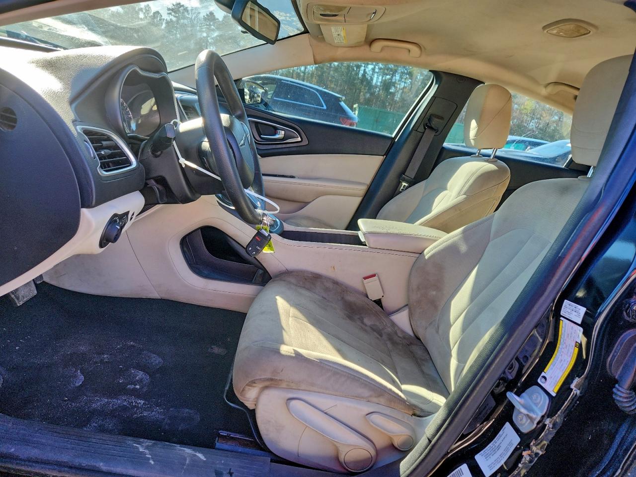 2015 CHRYSLER 200 LIMITED photo 7