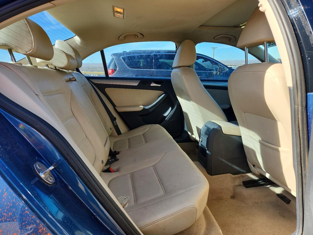 2016 VOLKSWAGEN JETTA SE photo 10