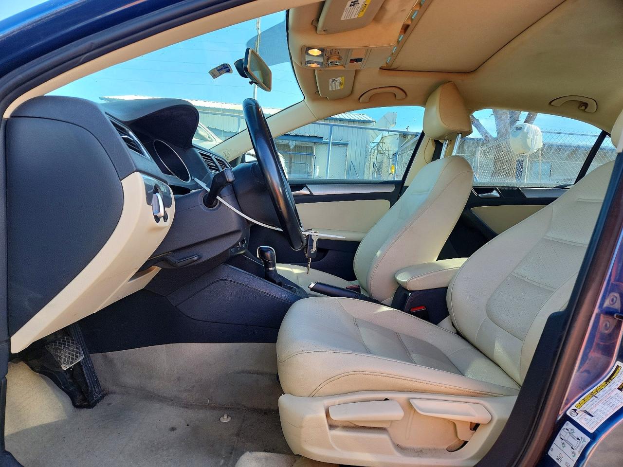 2016 VOLKSWAGEN JETTA SE photo 7