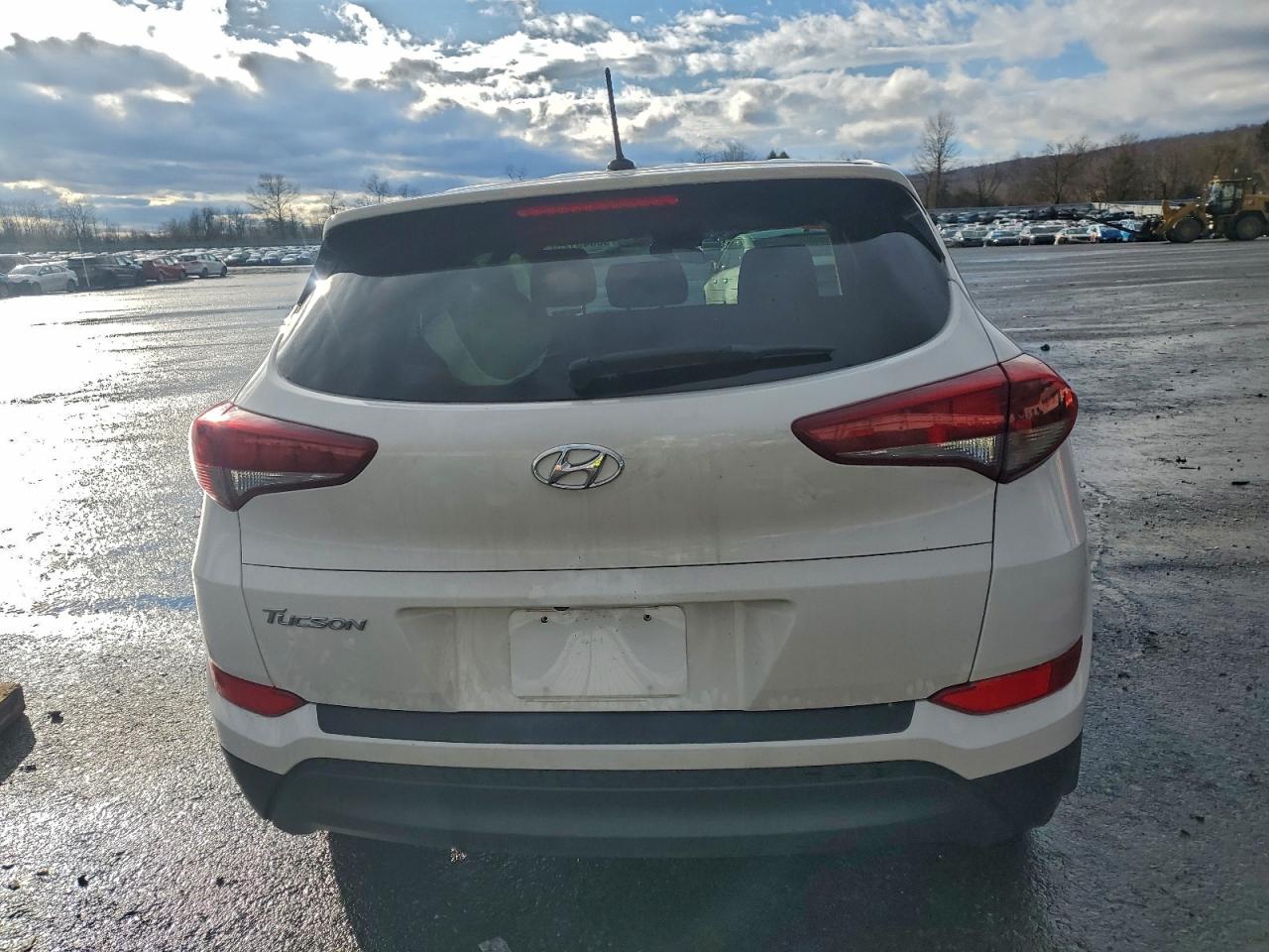 2016 HYUNDAI TUCSON SE photo 6