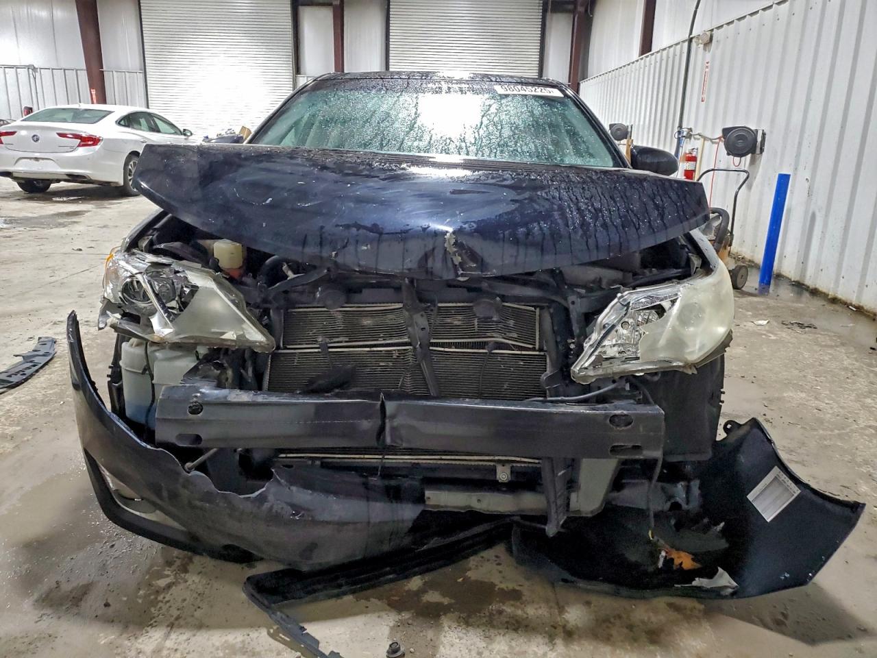 2012 TOYOTA CAMRY HYBRID photo 5
