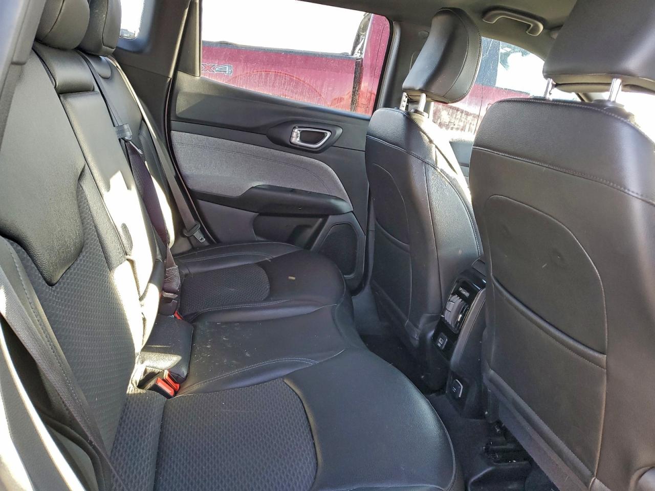 2024 JEEP COMPASS LATITUDE photo 10