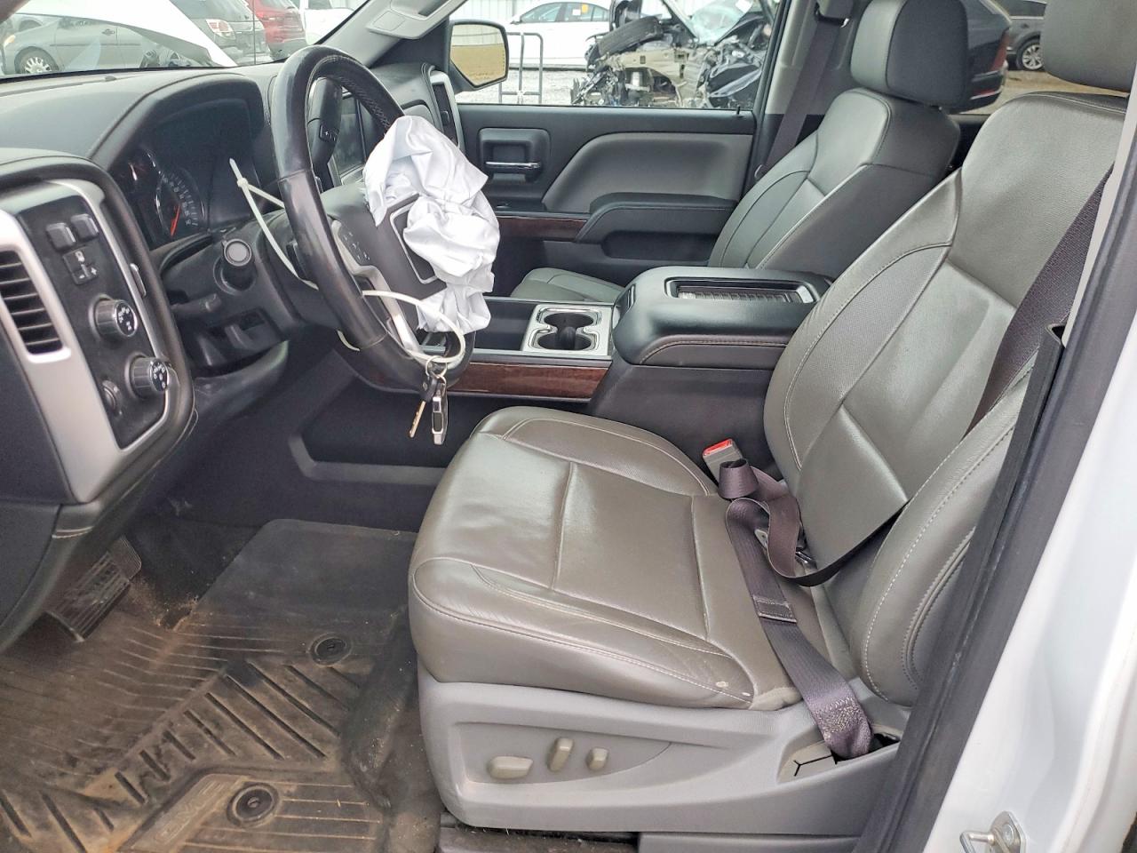 2017 GMC SIERRA K1500 SLT photo 7