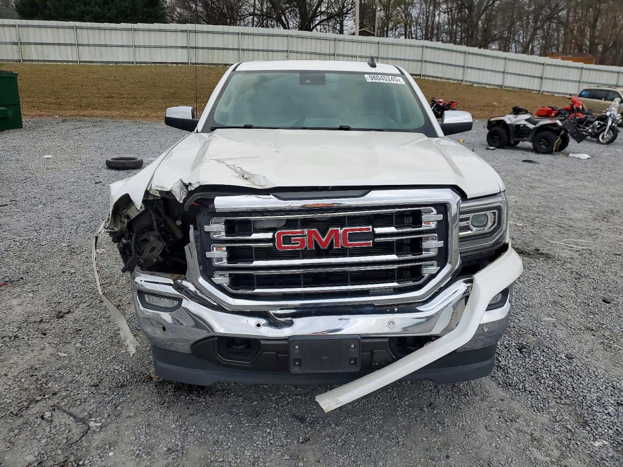 2017 GMC SIERRA K1500 SLT photo 5