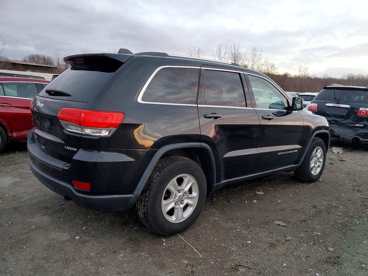 2014 JEEP GRAND CHEROKEE LAREDO photo 3