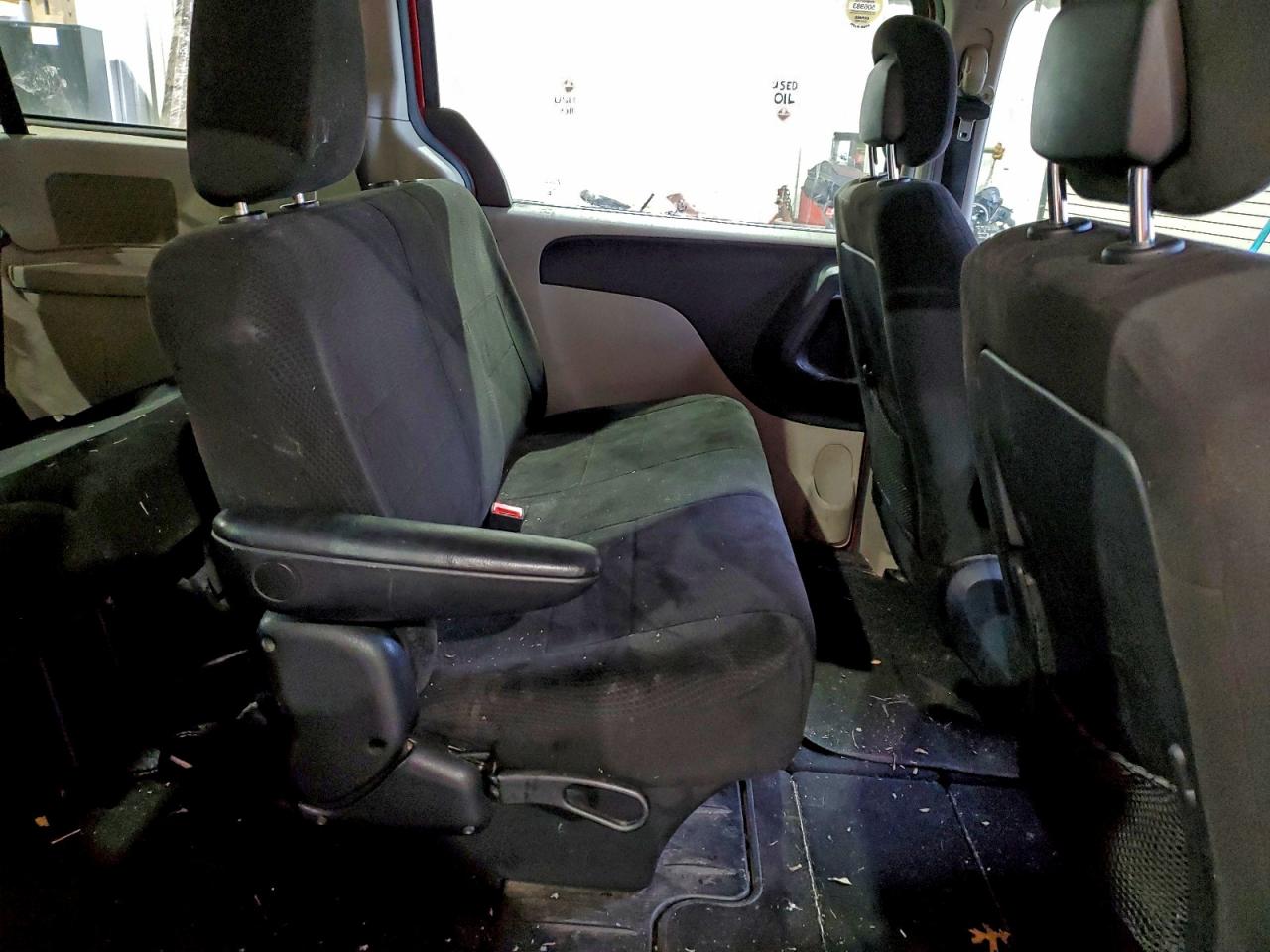 2013 DODGE GRAND CARAVAN SE photo 11