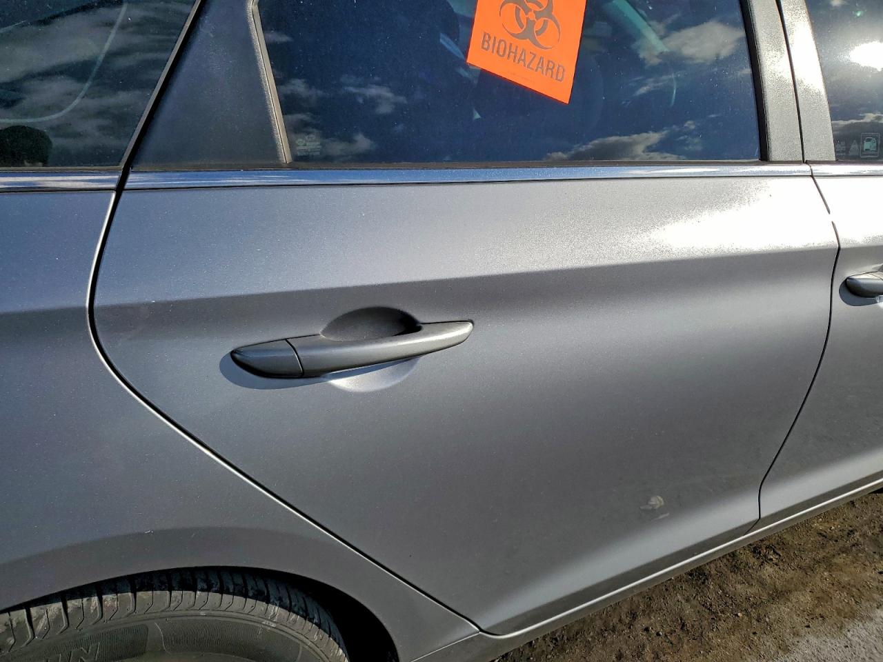 2015 HYUNDAI SONATA SE photo 19