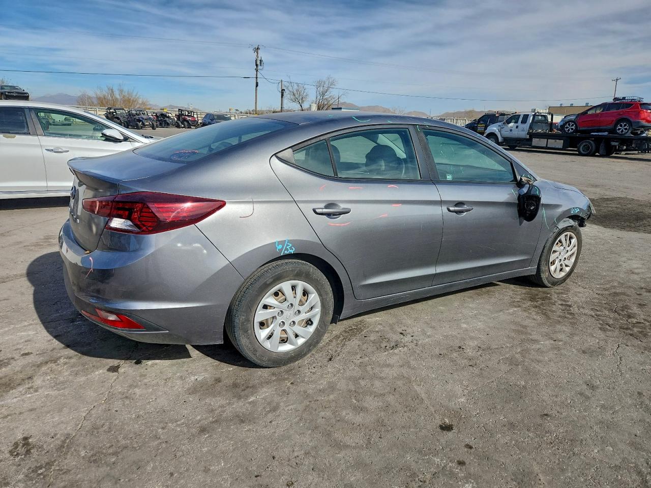 2019 HYUNDAI ELANTRA SE photo 3