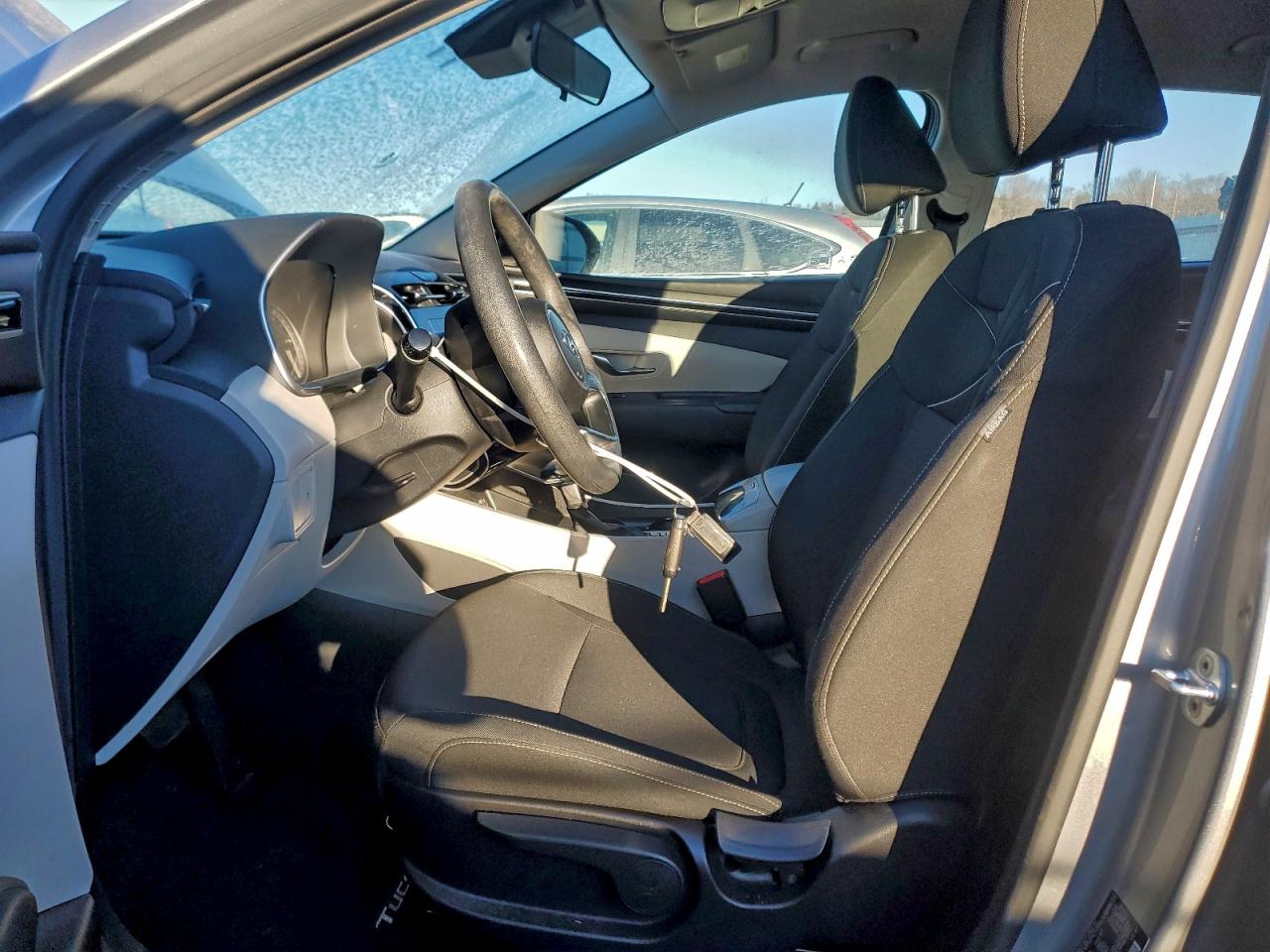 2022 HYUNDAI TUCSON SE photo 7