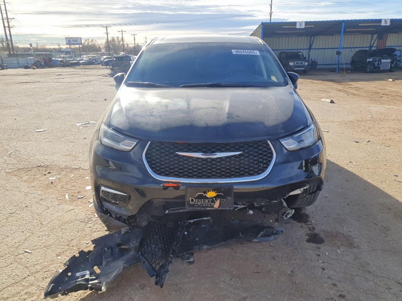 2024 CHRYSLER PACIFICA TOURING L photo 5