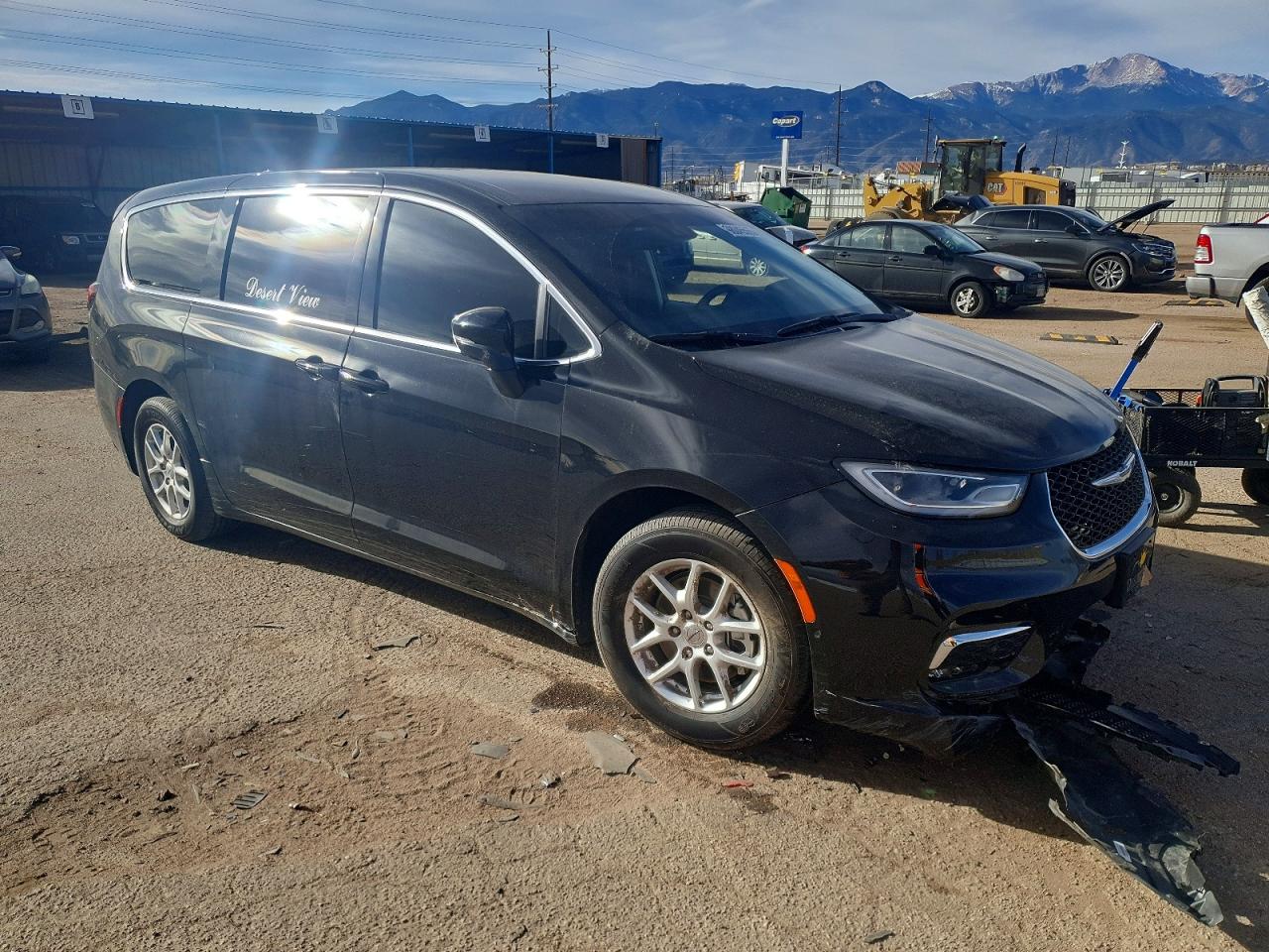 2024 CHRYSLER PACIFICA TOURING L photo 4