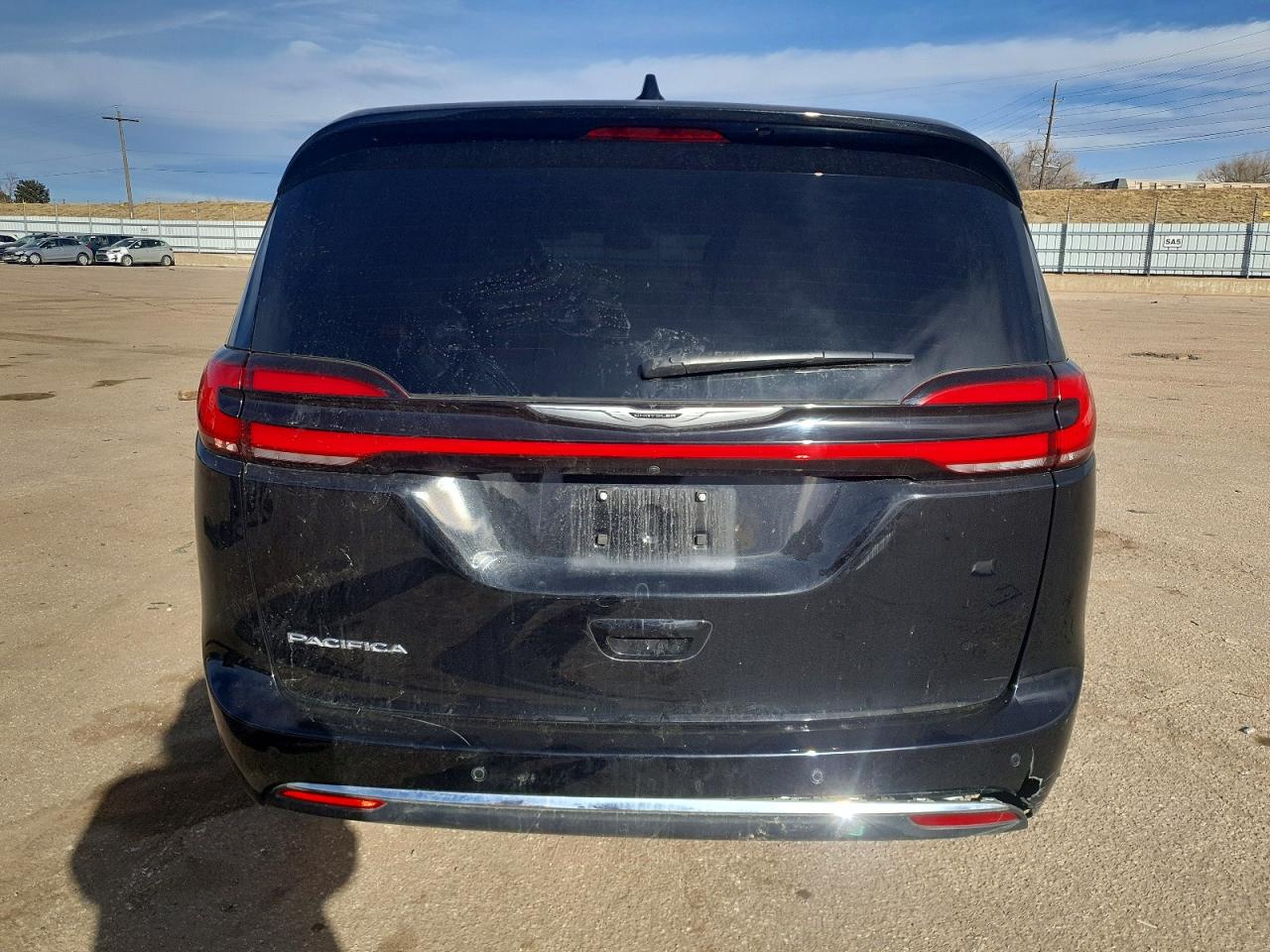 2024 CHRYSLER PACIFICA TOURING L photo 6