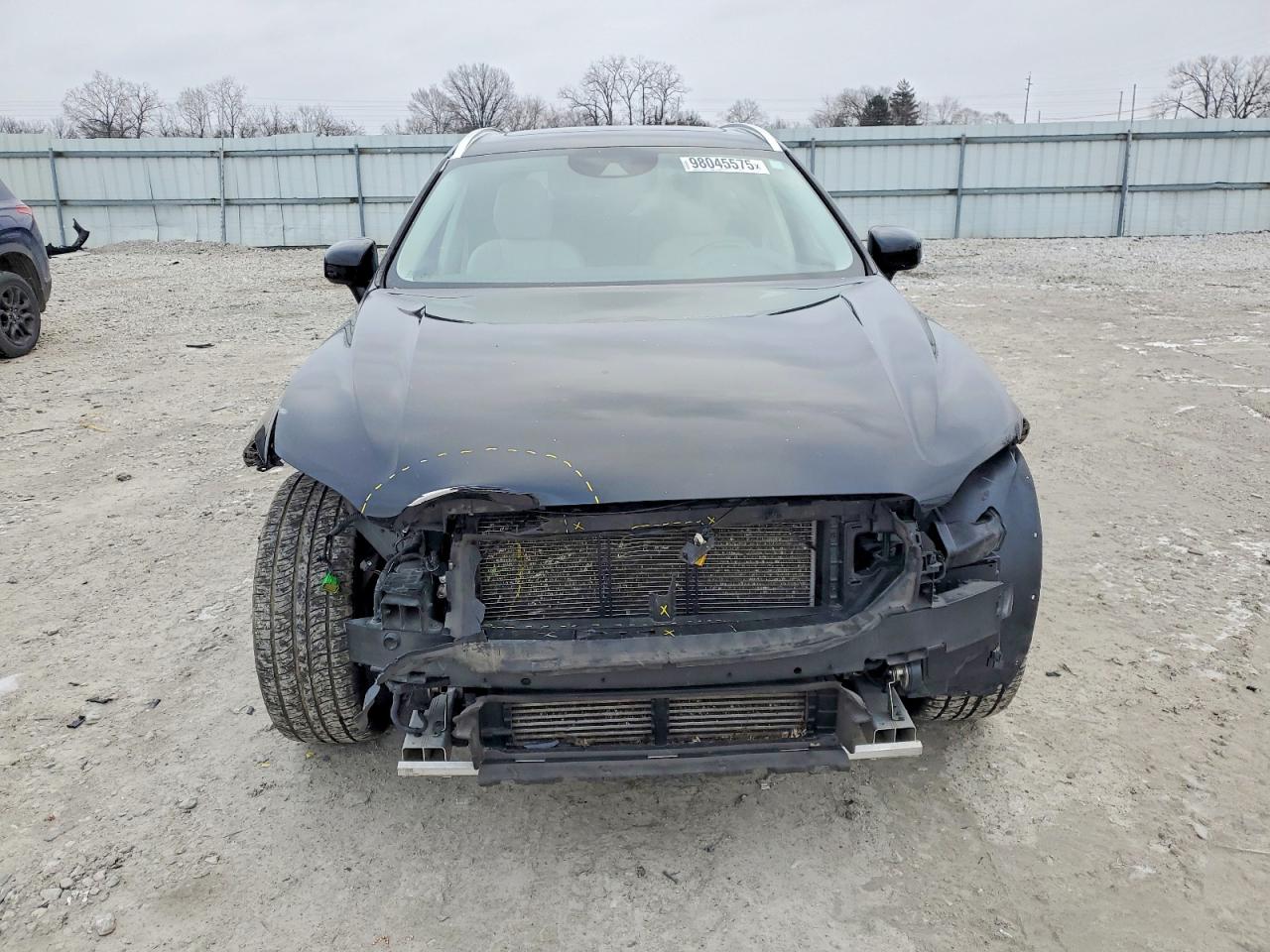 2021 VOLVO XC60 T6 MOMENTUM photo 5