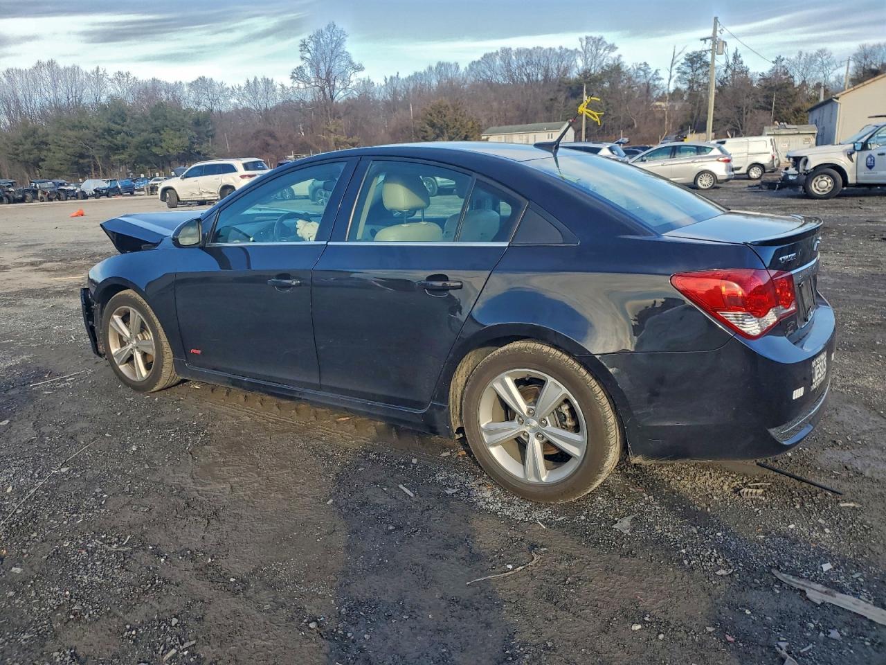 2014 CHEVROLET CRUZE LT photo 2